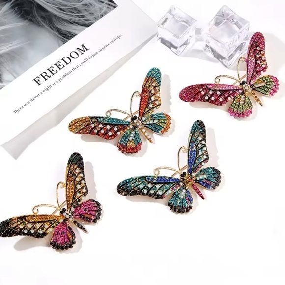 Monarch Blue Ombre Gold Butterfly Brooch - Picture 6 of 6